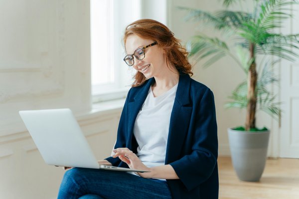 Optimisez votre stratégie avec agence marketing bayonne